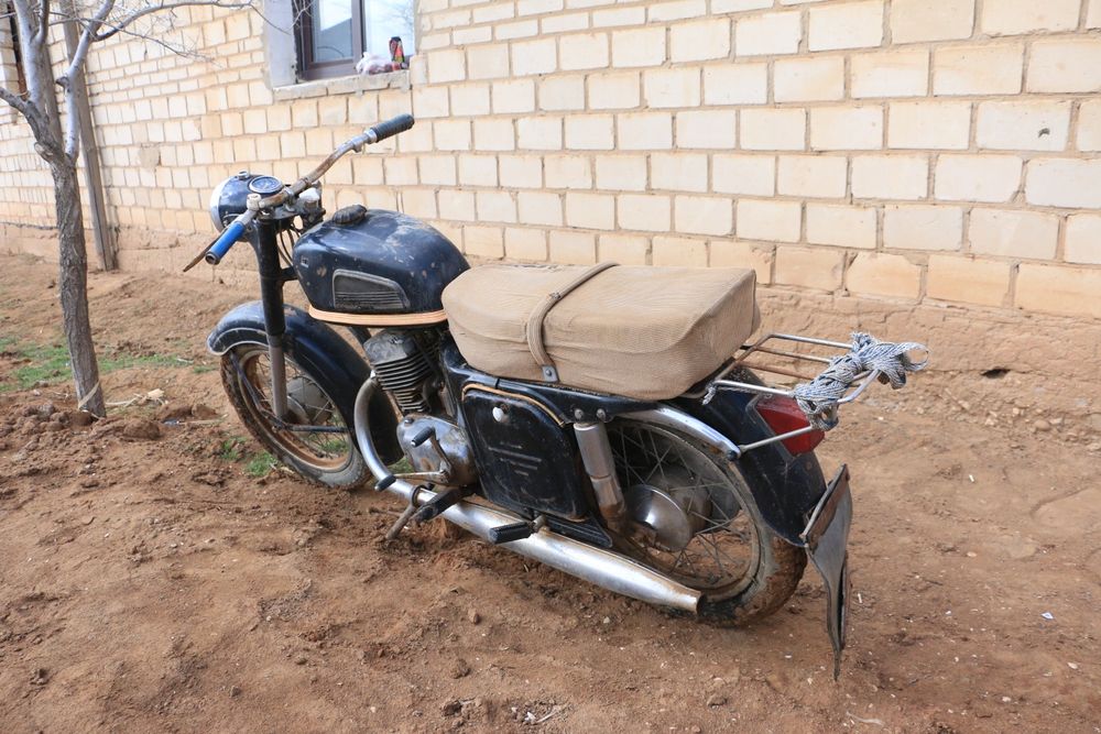 Продается восход, мотоцикл