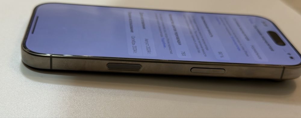 Iphone 16 pro 1TB 90% , с симкартой