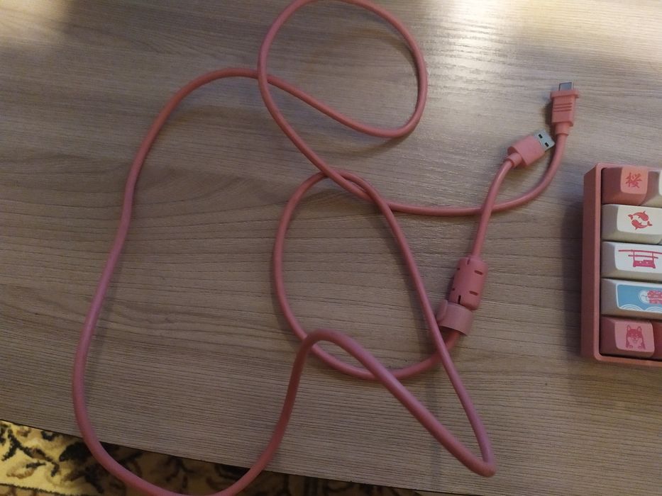 Продам игровую клавиатуру.