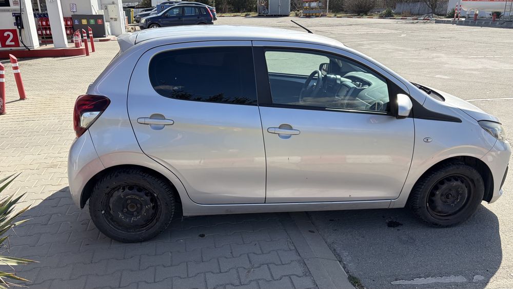 Toyota Aygo sau Peugeot 108 benzina 2900€ si  400€ separat gpl
