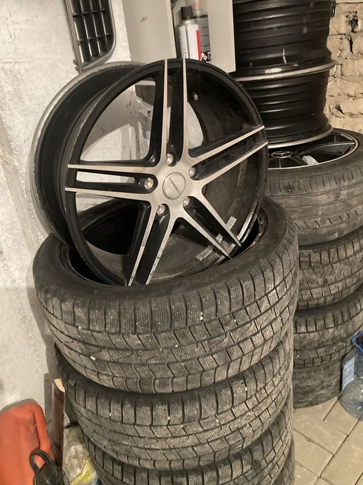 Продается комплект Диски Vossen R18