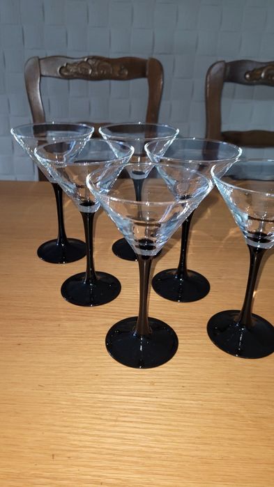 Set pahare cu picior