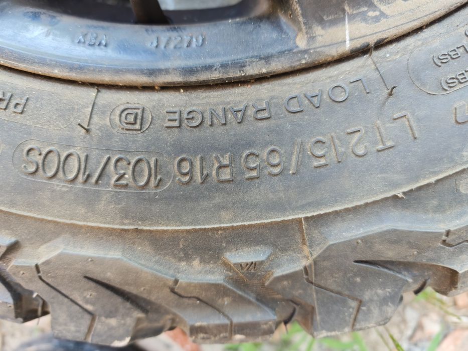 All terrain 215/65/16 джанти с гуми