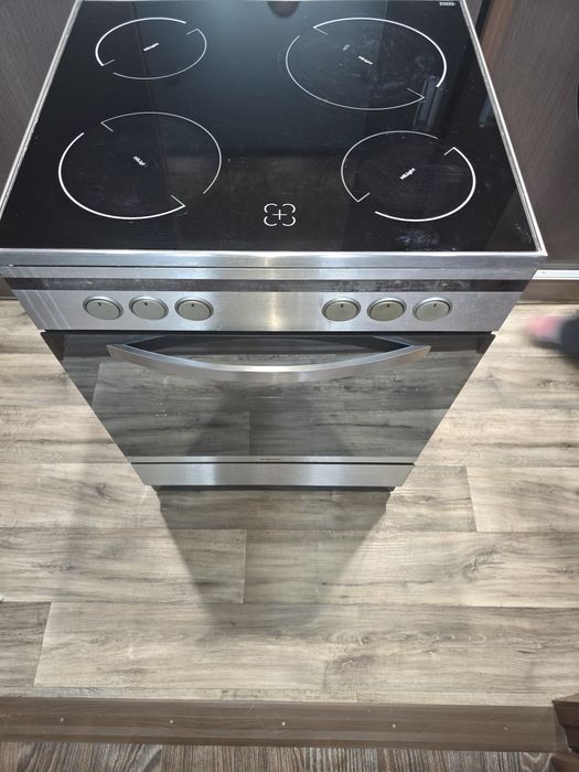 Стеклокерамическая электроплита