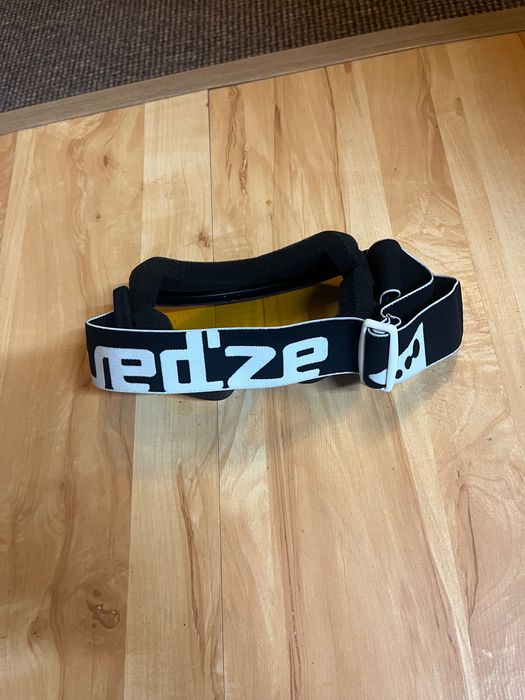 Pantaloni ski + mănuși +ochelari mărimea S -M