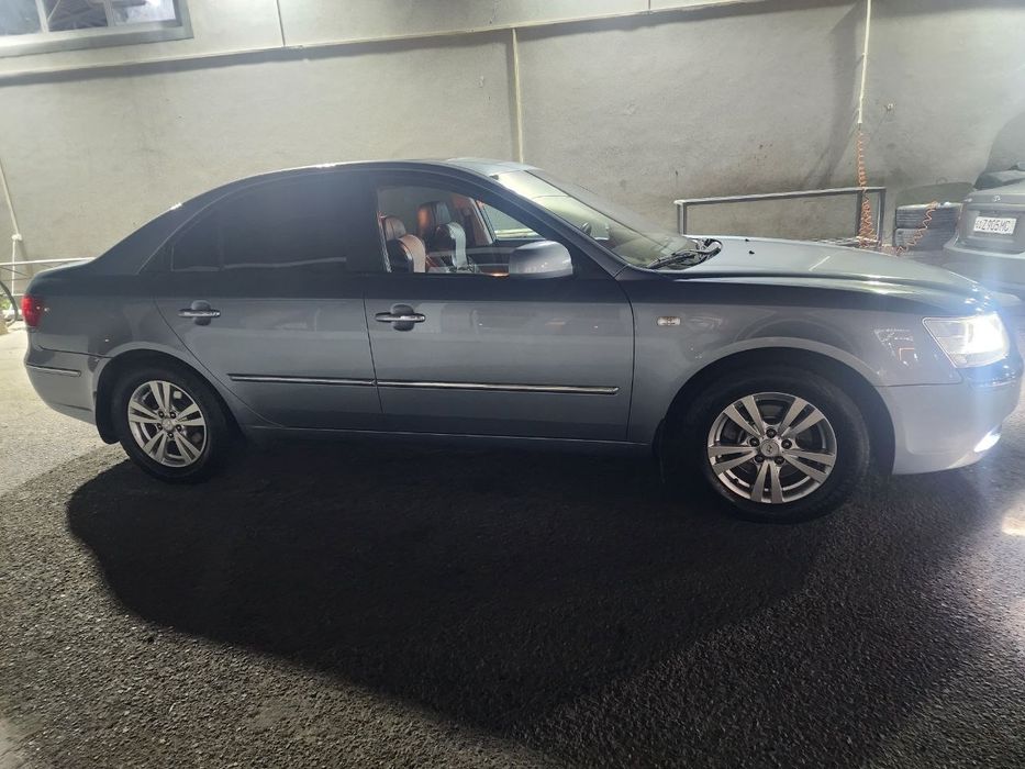 Hyundai sotiladi