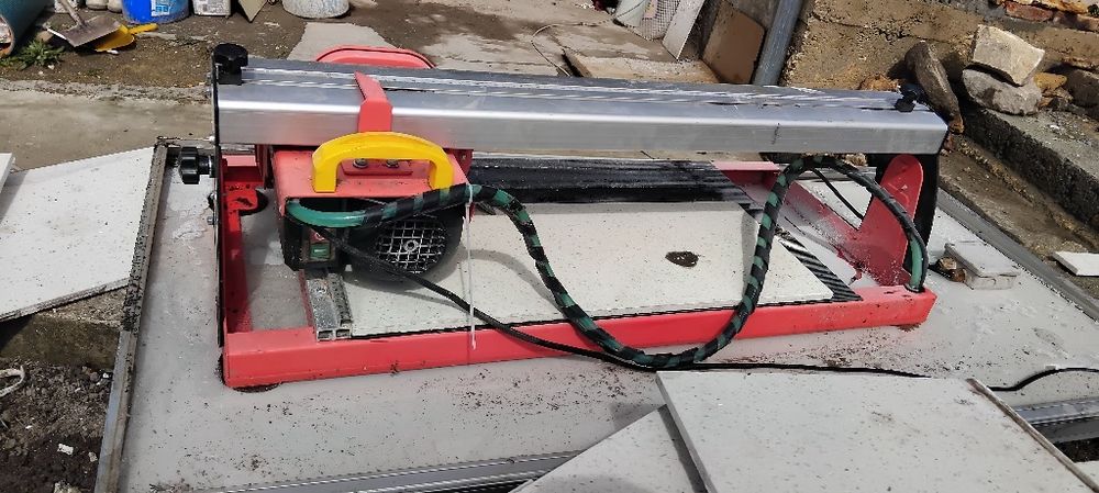 Машина за рязане на плочи с диамант