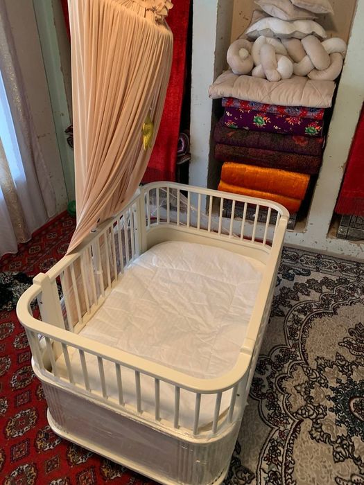 Детский кровать новый