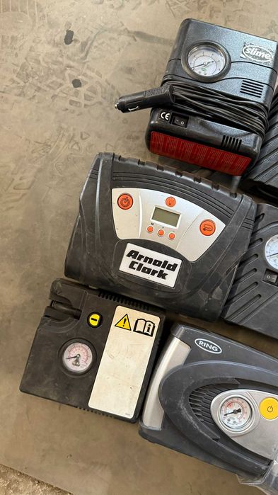 Compresoare Umflat anvelope kit de pana  roti