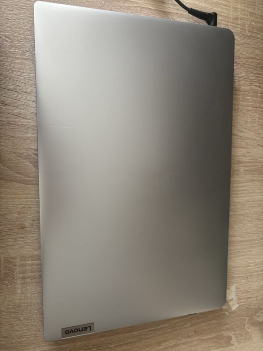Продам ноутбук Lenovo