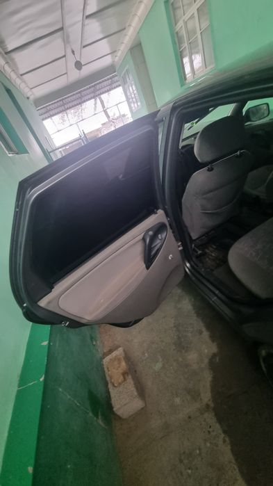 Lada kalina 2008 30 mln kelishiladi