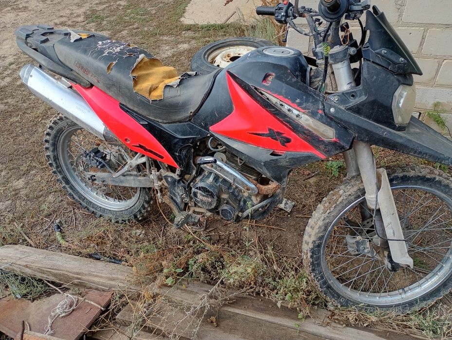 Индуро мотоцикл сатылады