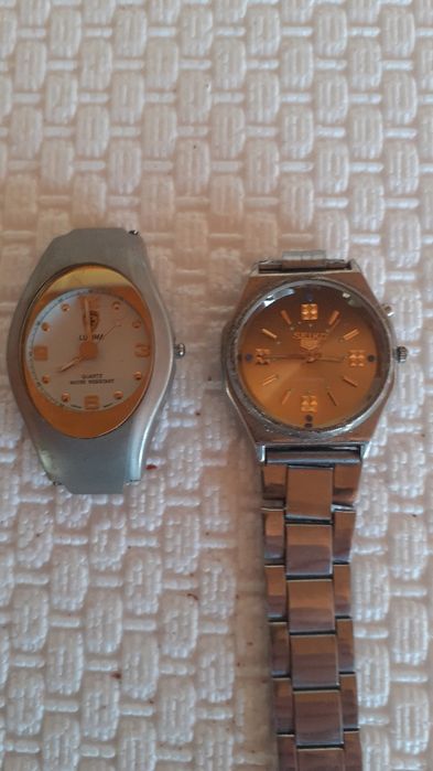 Ceasuri dame si barbati