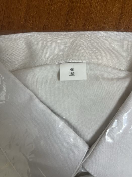 Продам рубашку на парадку