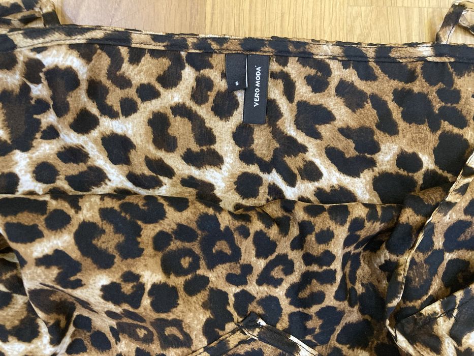 Потник с леопардов принт