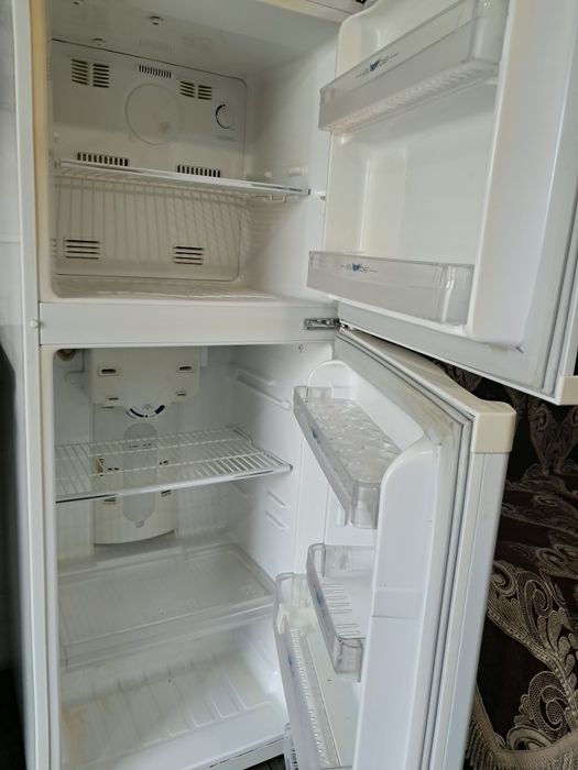 Продам холодильник