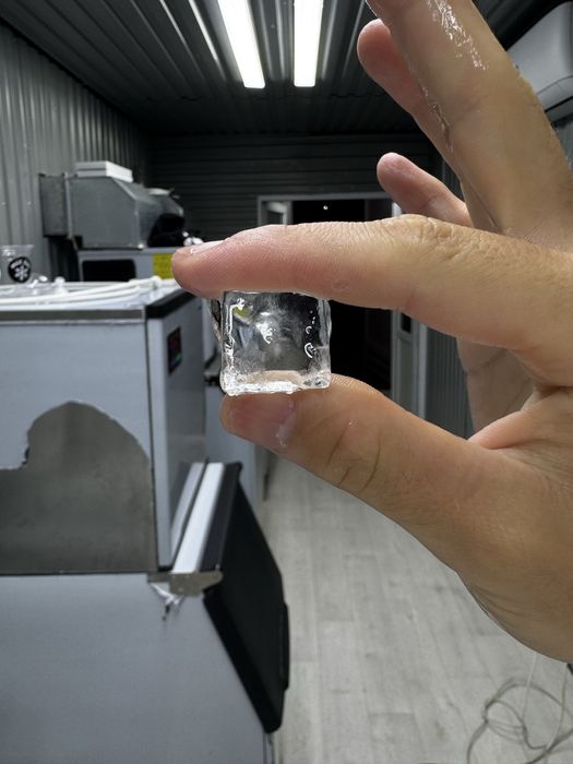 Лёд мұз ice пищевой лёд в стакане