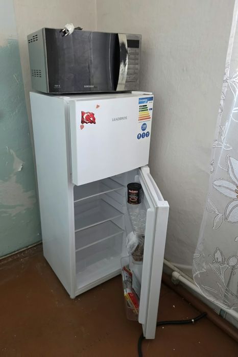 Продам холодильник