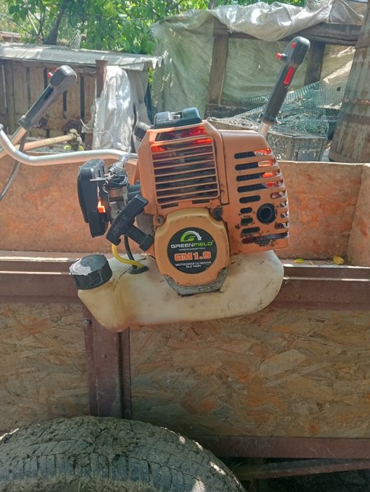 Motocoase de vânzare 400 de lei amandoua