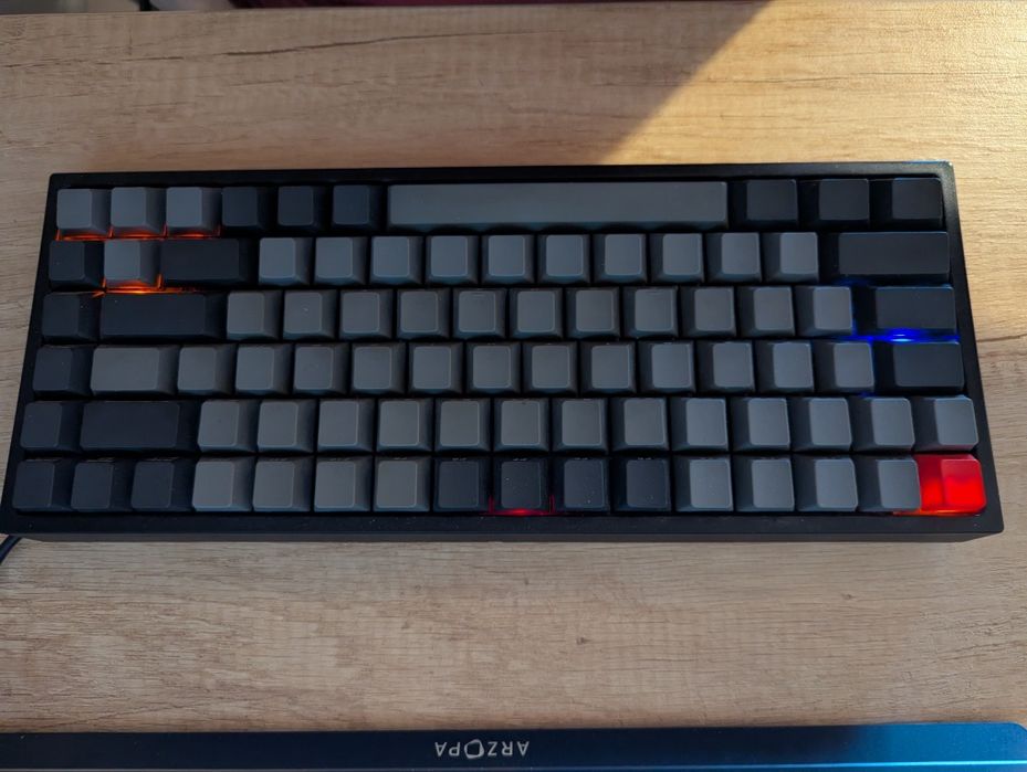 Tastatura mecanica Keycool KC84 cherry MX brown switches