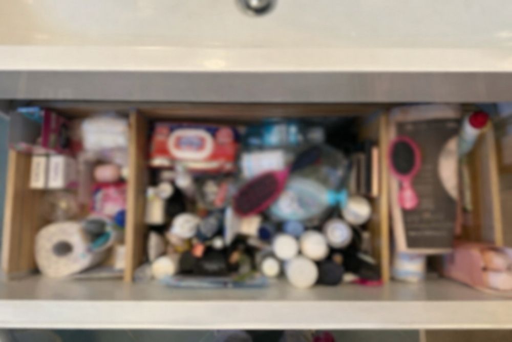 Мивка за баня с два смесителя