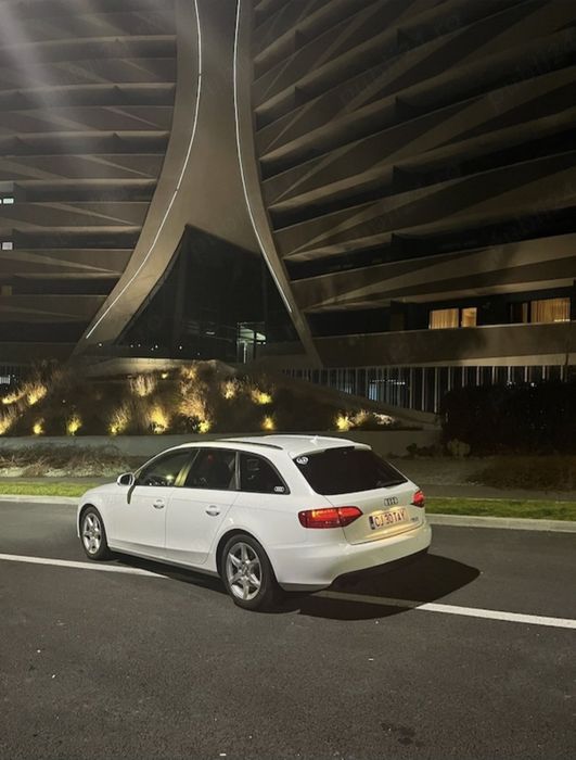 AUDI A4 Avant 0 — imagine 2