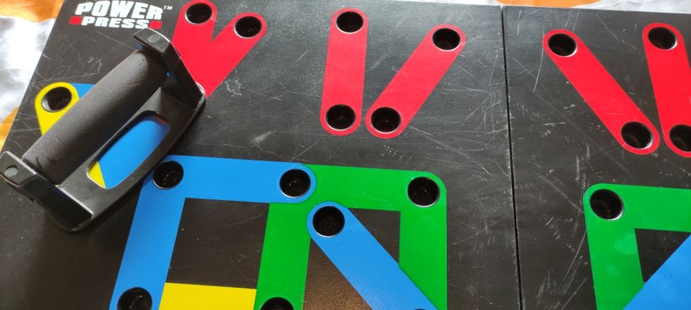 Стойка за лицеви опори