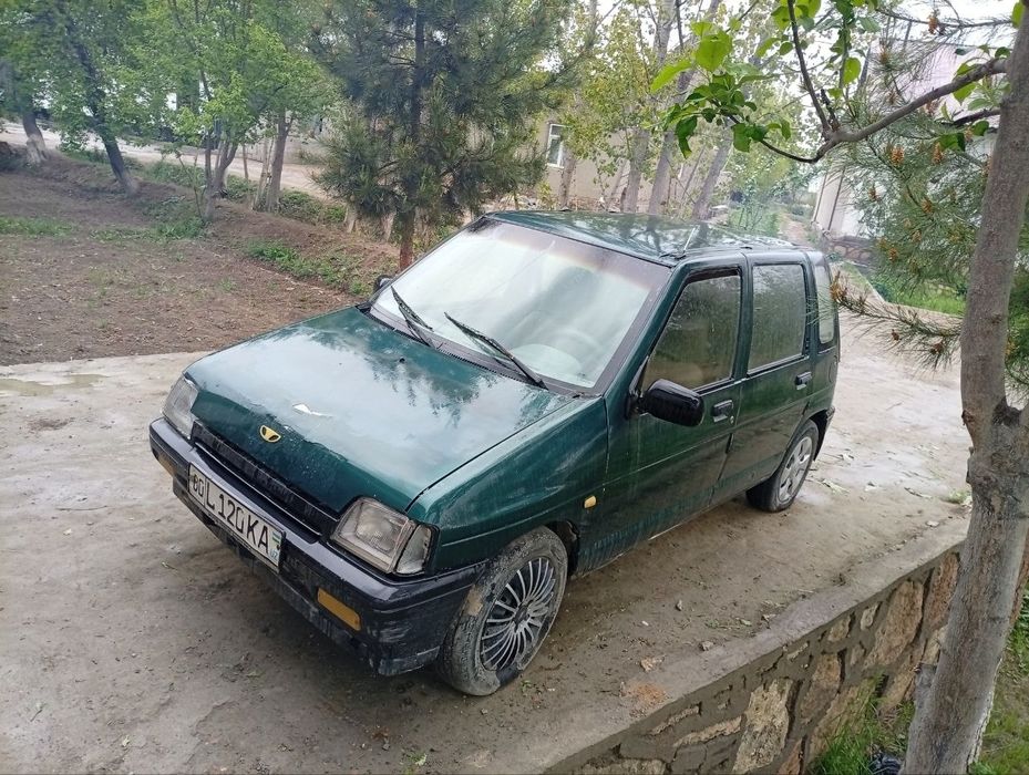 Тико машинаси срочно