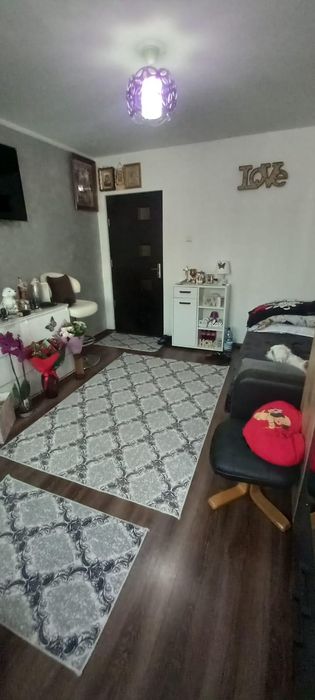 Vand garsoniera  zona Grivita