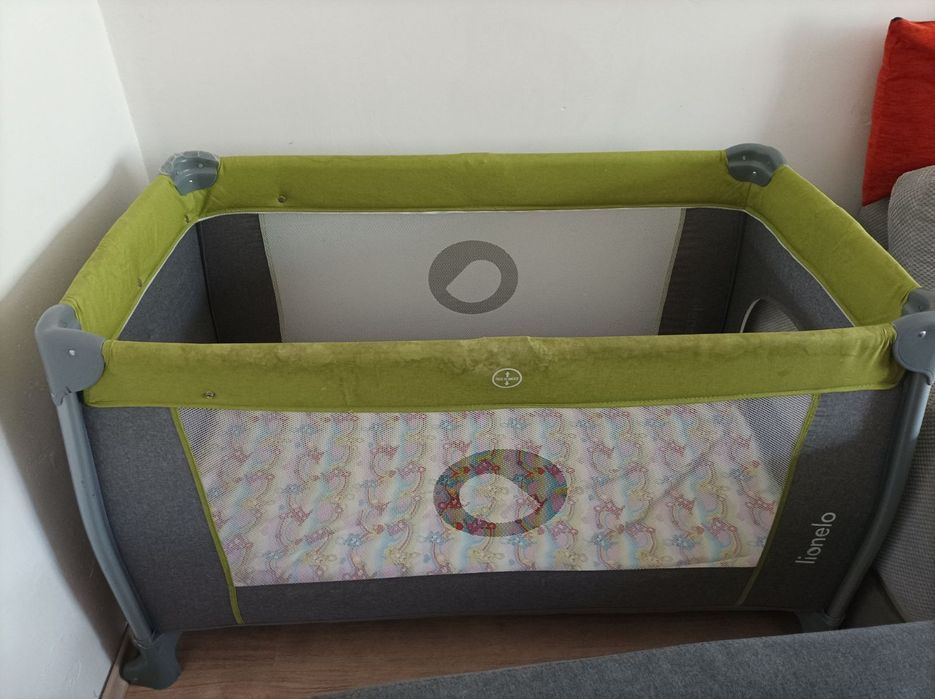 Сгъваема кошара на две нива