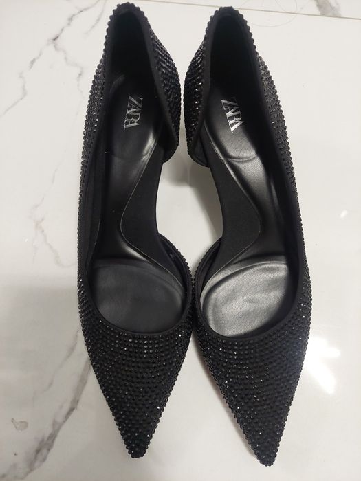 Обувки  на Зараа