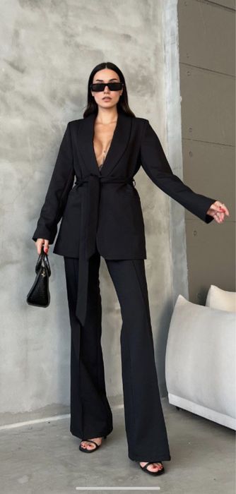 Костюм Сако и Панталон-ПОСЛЕДЕН М /Сако-28€