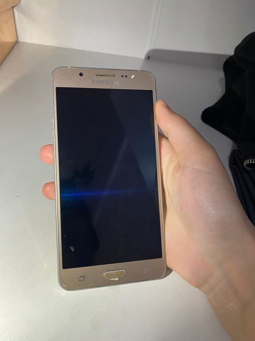 Samsung  телефон