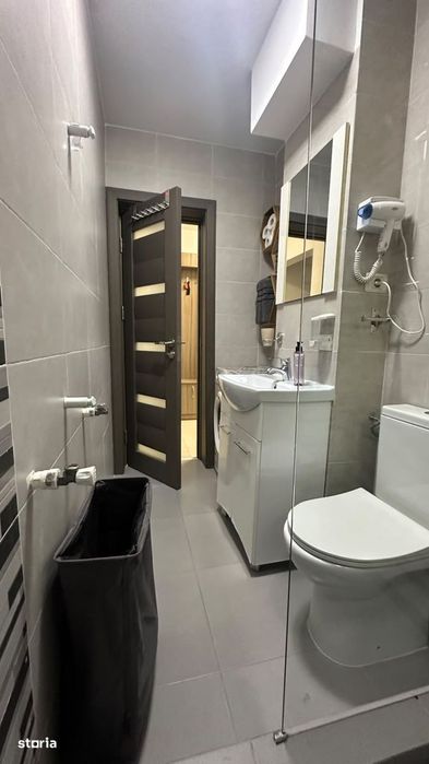 Vând Apartament. 3 camere complet renovat – Zona Cireșica Constanța