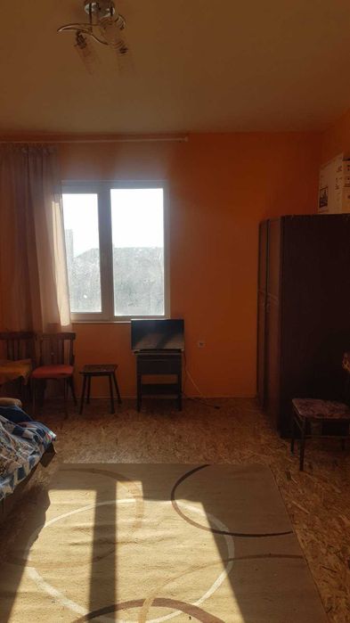 Заменям тристаен апартамент в гр. Бобов дол