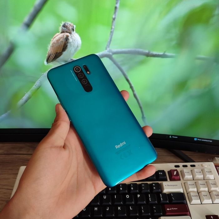 Redmi 9 sotiladi dastavka bor