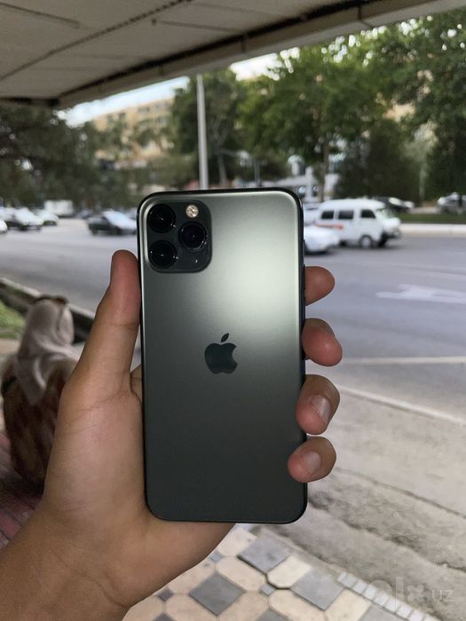 iPhone 11 pro 256gb 160$