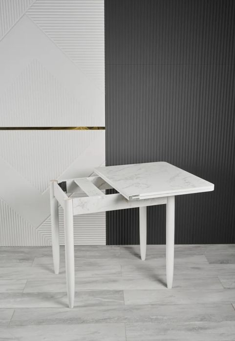 Стол кухонный обеденный