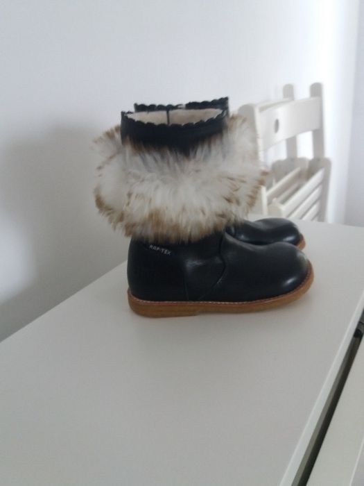 cizmulite Rap, imblanite lana merinos in interior