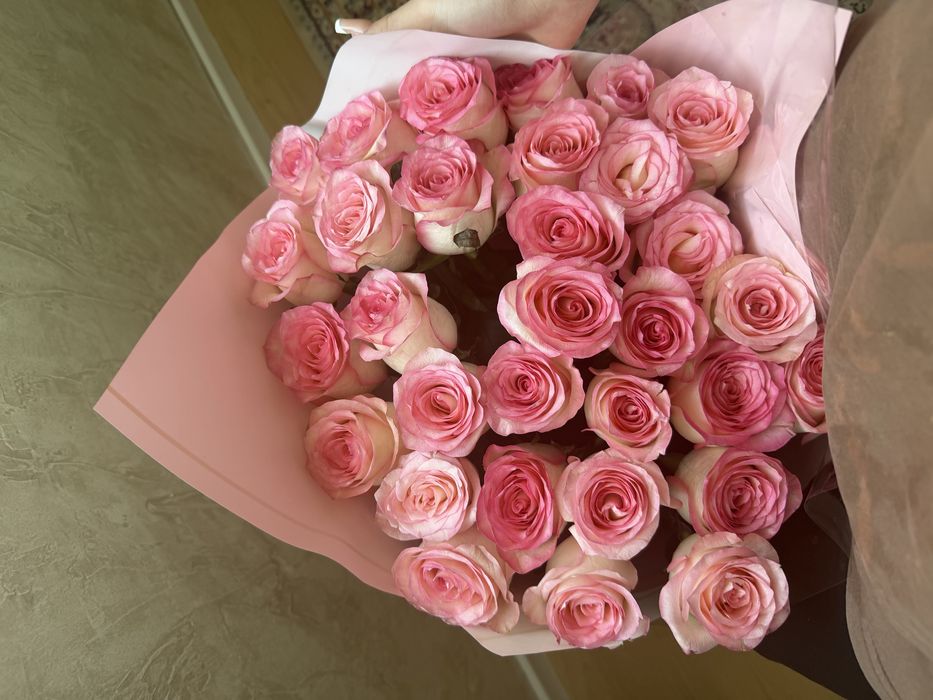 Продаю розовый розы