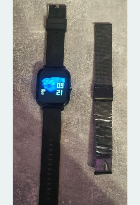 Ceas Smartwatch Nou Negru + 2 curele silicon și metal