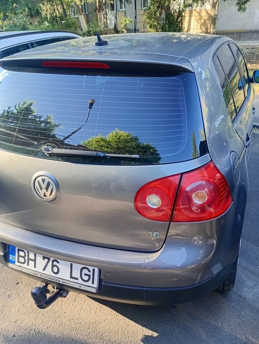 Vând golf 5, an 2006