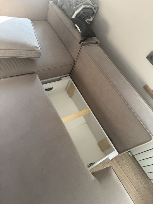 Срочно продам диван