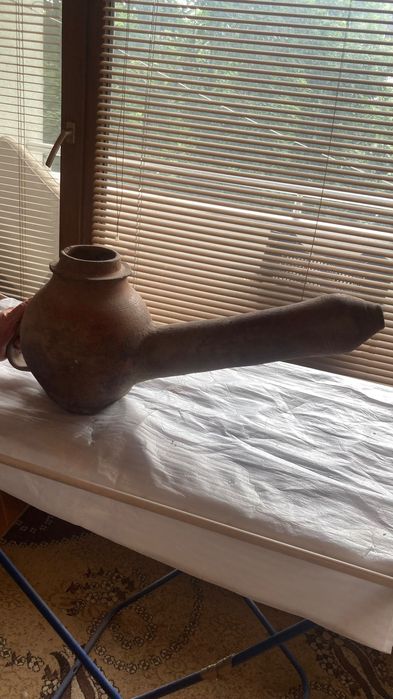 Съд подходящ за декор и съхраняване на подправки.