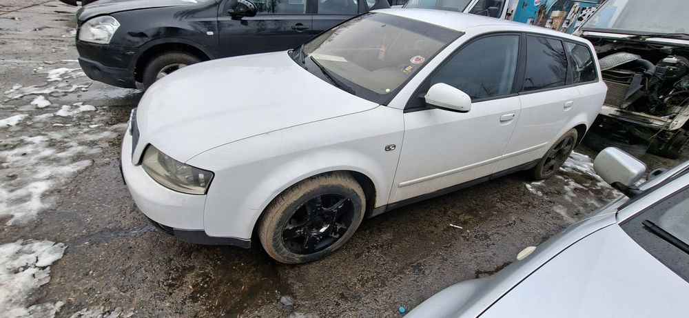 Dezmembrez Audi A4 B6 1.9D 2.0 B 2002