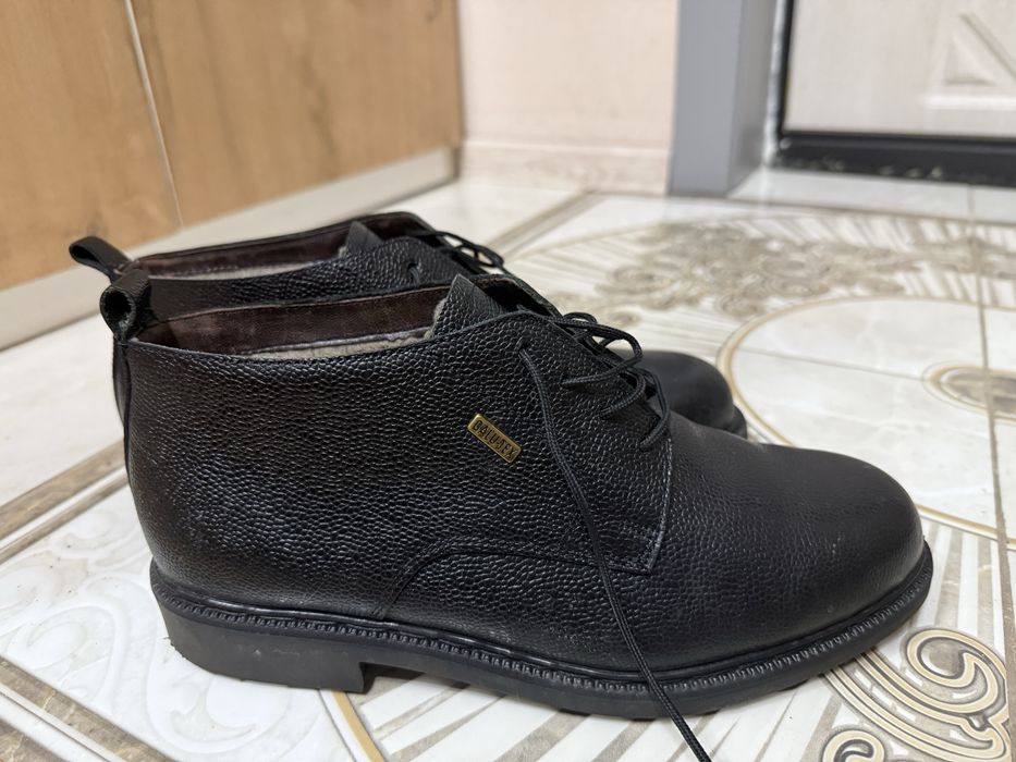 Кожаные ботинки 39-40