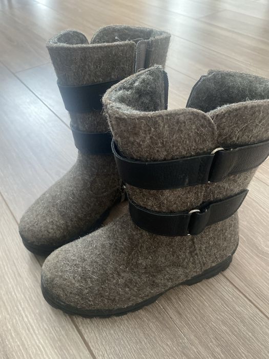 Продам валенки  из натуральной овчины
