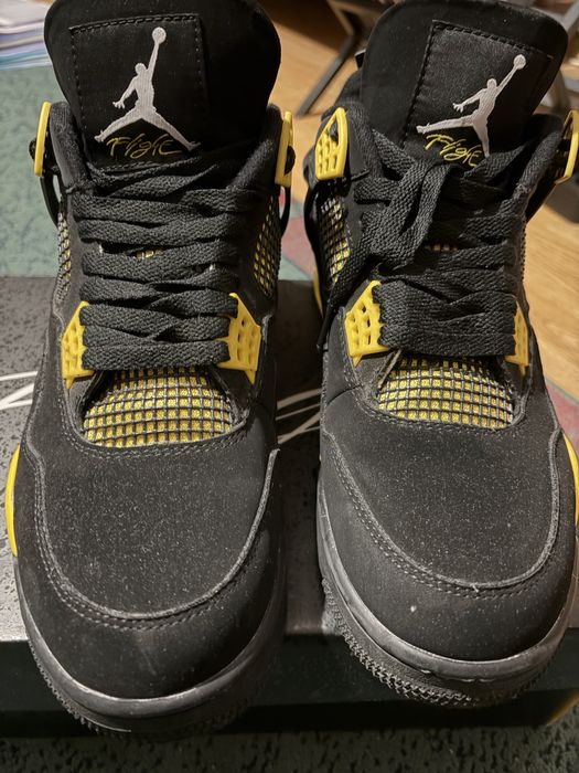 Jordan 4 Yellow Thunder