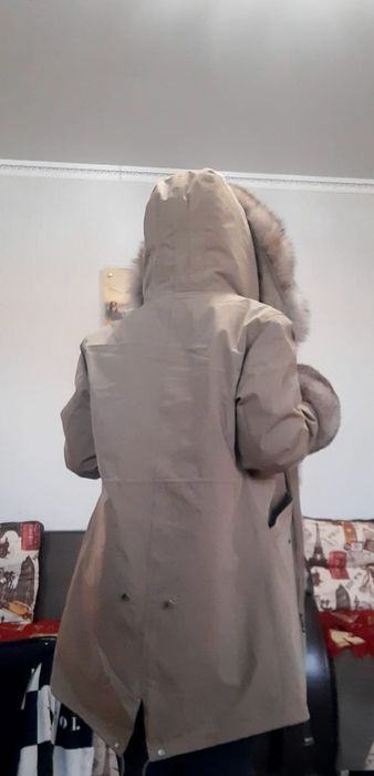 Продаю парку бобер