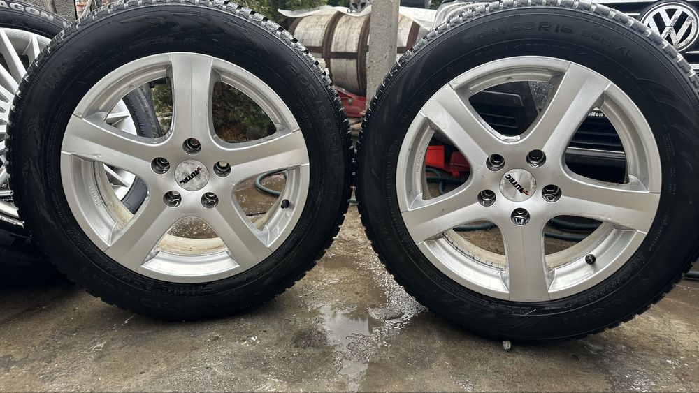 Джанти с летни гуми 5х112/16 цола